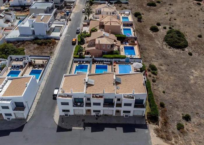 Feliz Algarve With Private Pool - Sao Rafael Villa Albufeira