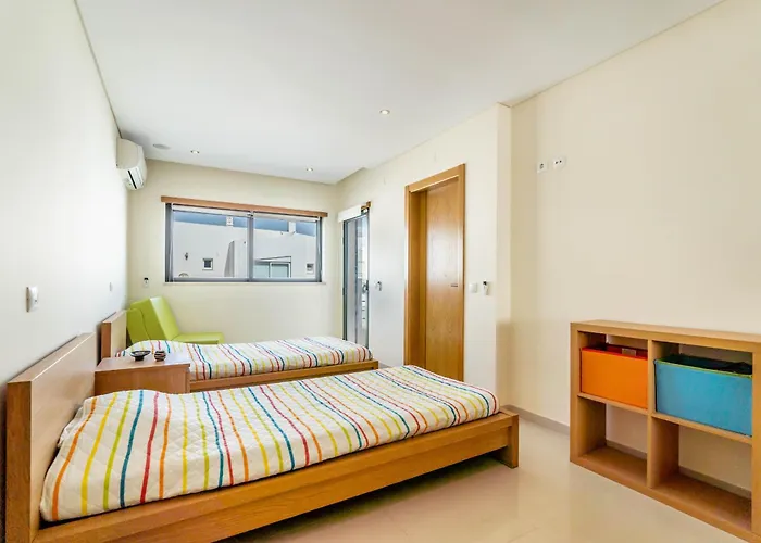 Villa Feliz Algarve With Private Pool - Sao Rafael