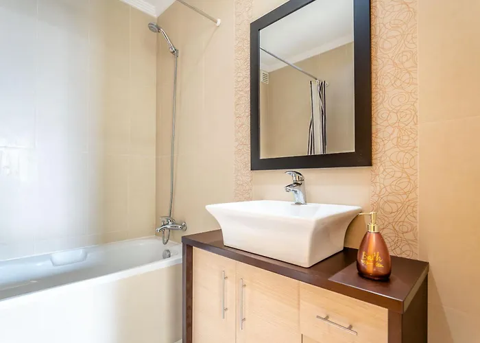 Feliz Algarve With Private Pool - Sao Rafael Albufeira