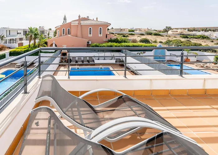 Feliz Algarve With Private Pool - Sao Rafael Albufeira